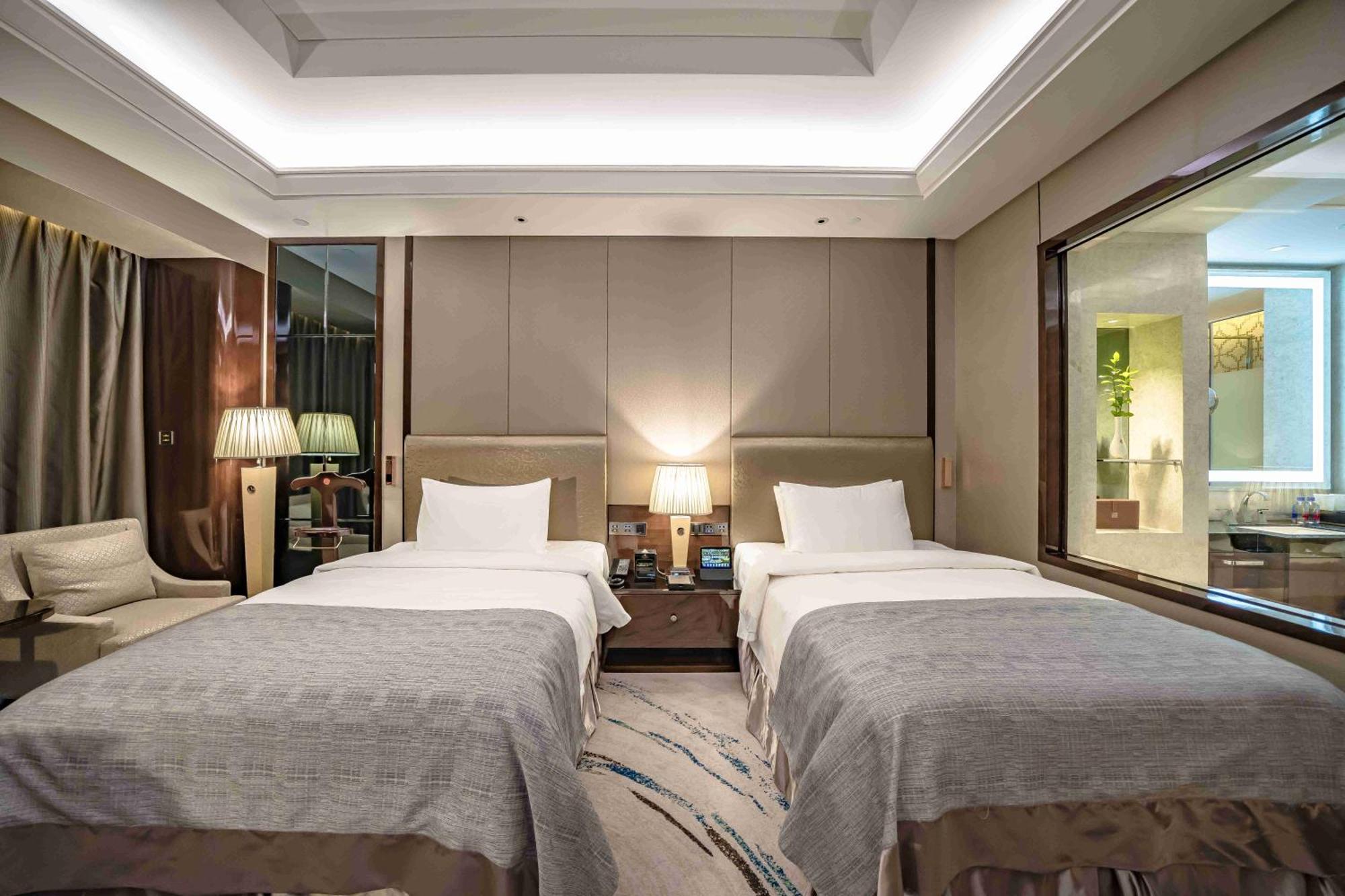 Zhaolin Grand Hotel Beijing Exterior photo